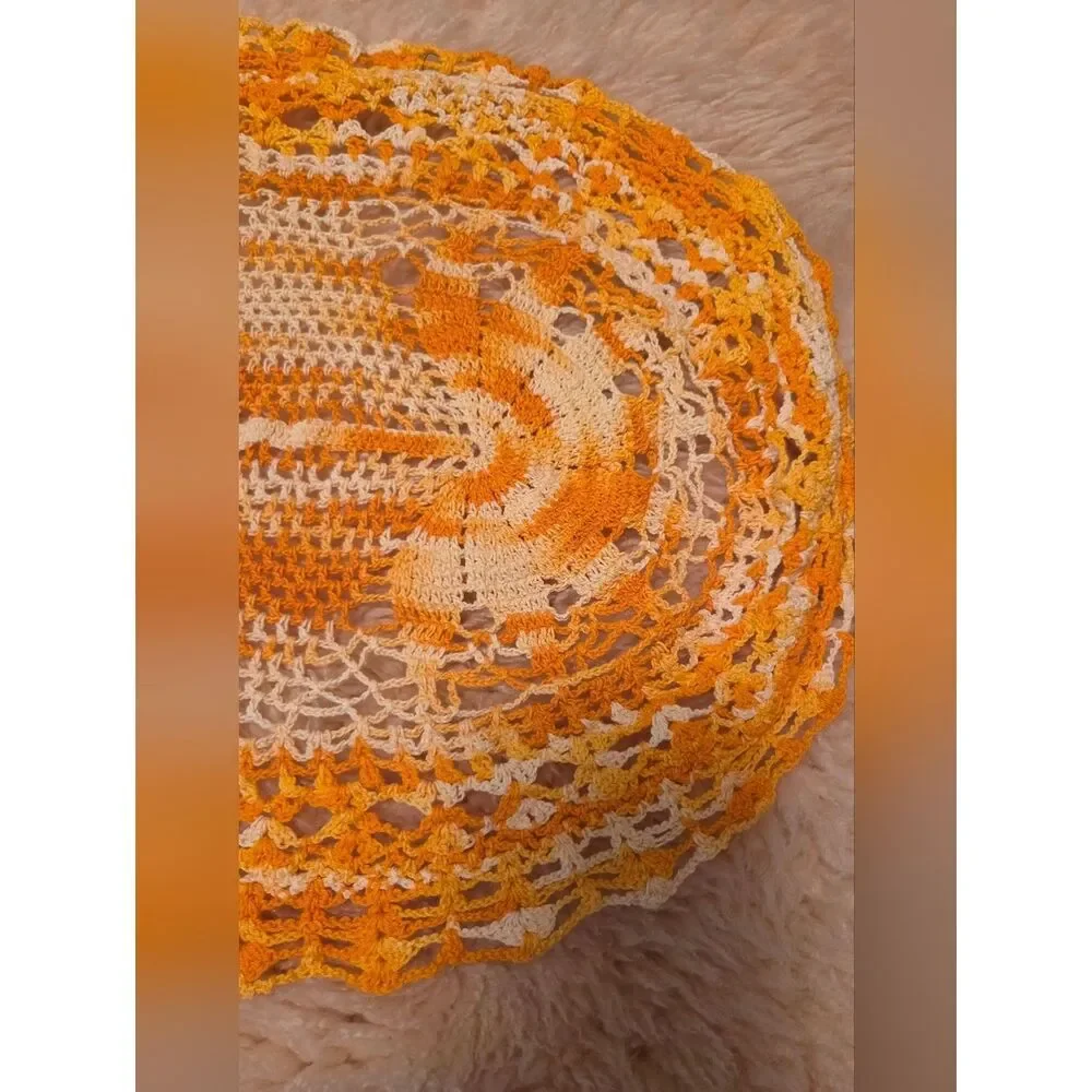 Unbranded Crochet Orange Cream Handmade NaturalCotton Centrepiece Doily 19.5×15